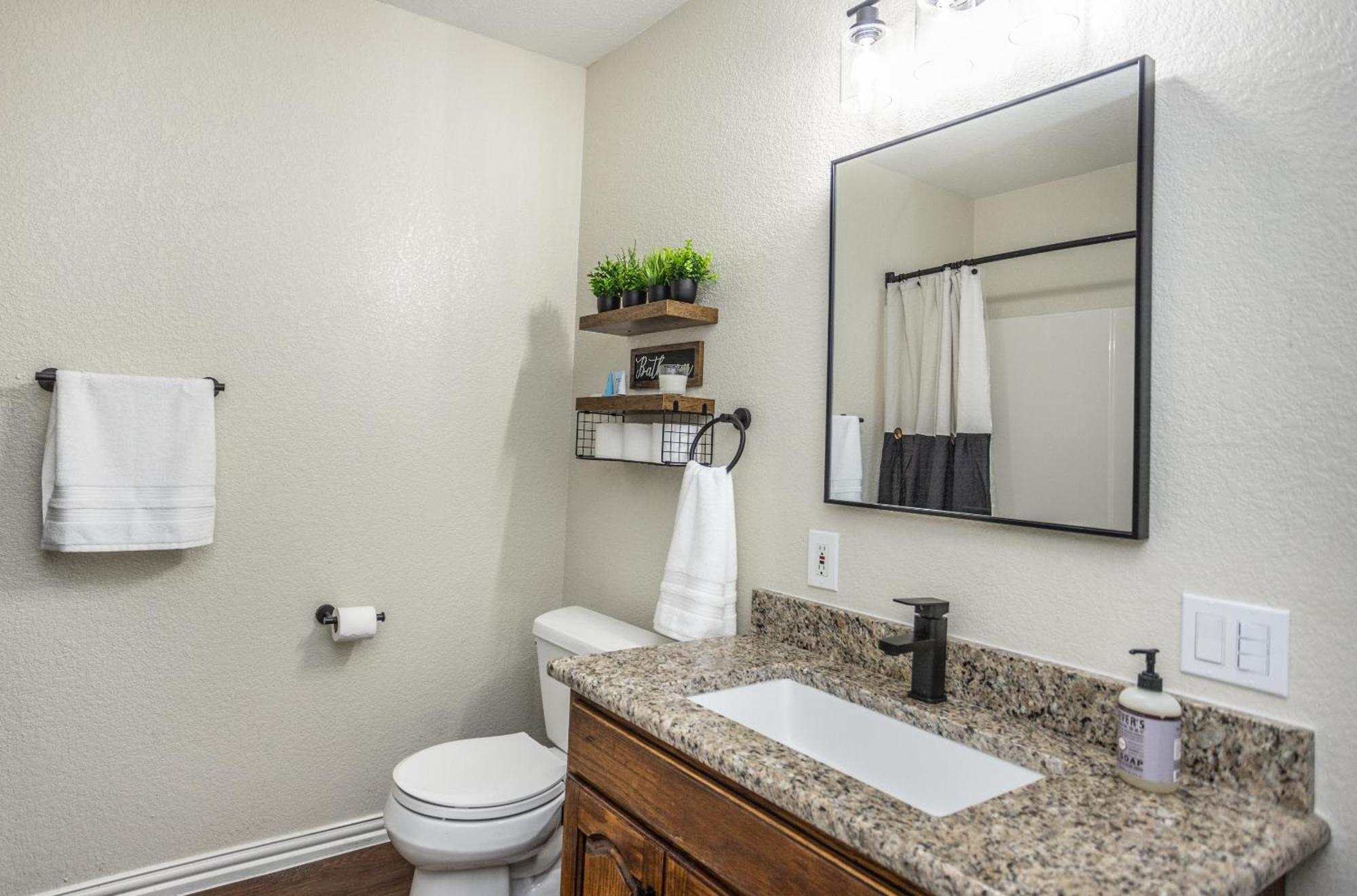 Tranquil 3-Bedroom Cabin Near Winstar Casino Thackerville Exterior photo